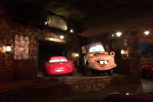 Load image into Gallery viewer, Deluxe Disneyland Trip