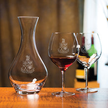 Load image into Gallery viewer, A wine caraffe and two wine glasses