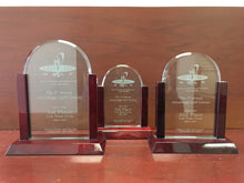 Load image into Gallery viewer, Oval Top Jade Glass in Piano Finish Mahogany Base