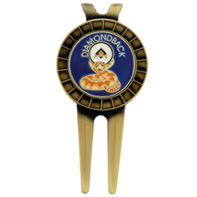 Load image into Gallery viewer, Nantucket Divot Tool