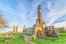 Load image into Gallery viewer, Golf and Whiskey in Edinburgh, Scotland for 4
