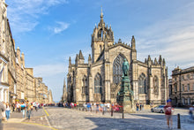 Load image into Gallery viewer, Golf and Whiskey in Edinburgh, Scotland for 4
