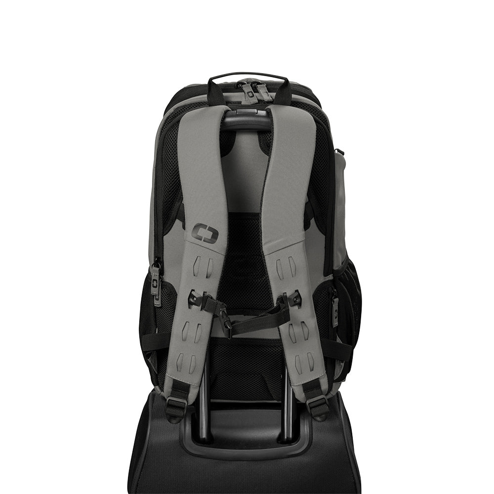 Ogio gravity backpack hotsell